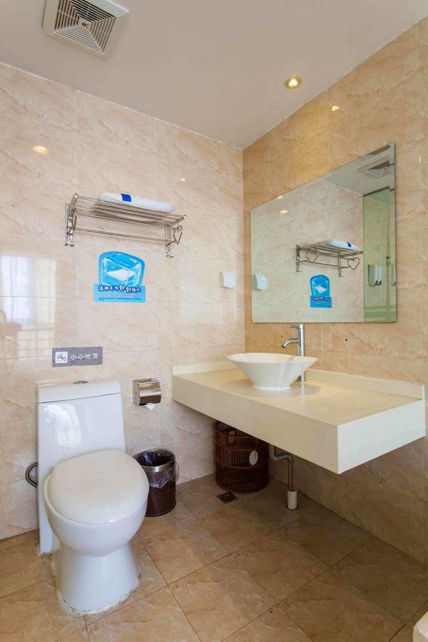 7Days Inn Guangzhou Southern Hospital Medical College Station Екстериор снимка