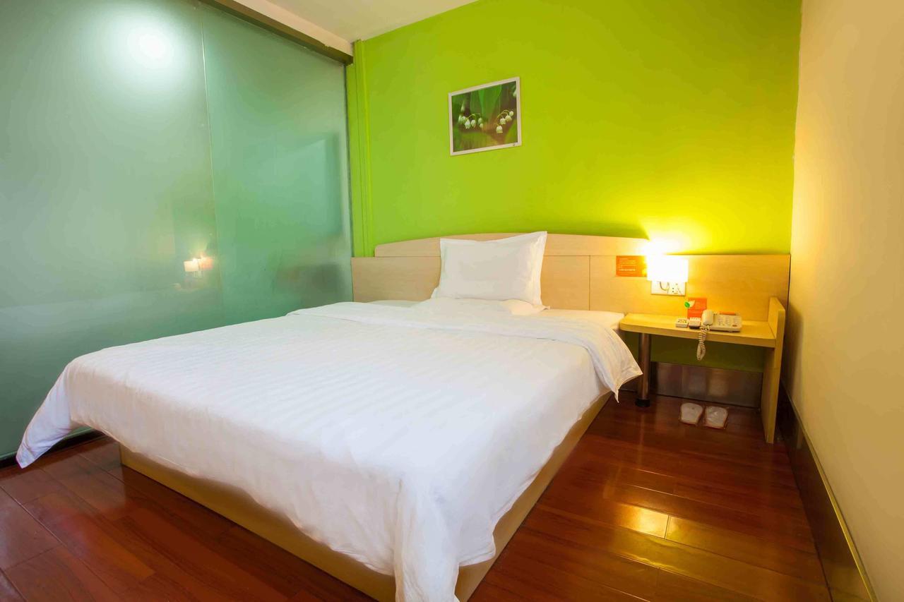 7Days Inn Guangzhou Southern Hospital Medical College Station Екстериор снимка