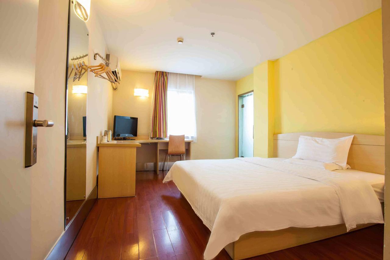 7Days Inn Guangzhou Southern Hospital Medical College Station Екстериор снимка