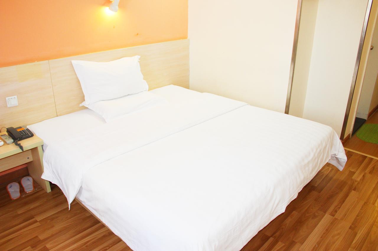 7Days Inn Guangzhou Southern Hospital Medical College Station Екстериор снимка
