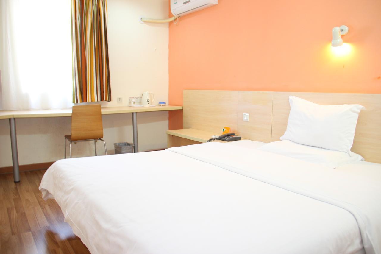 7Days Inn Guangzhou Southern Hospital Medical College Station Екстериор снимка