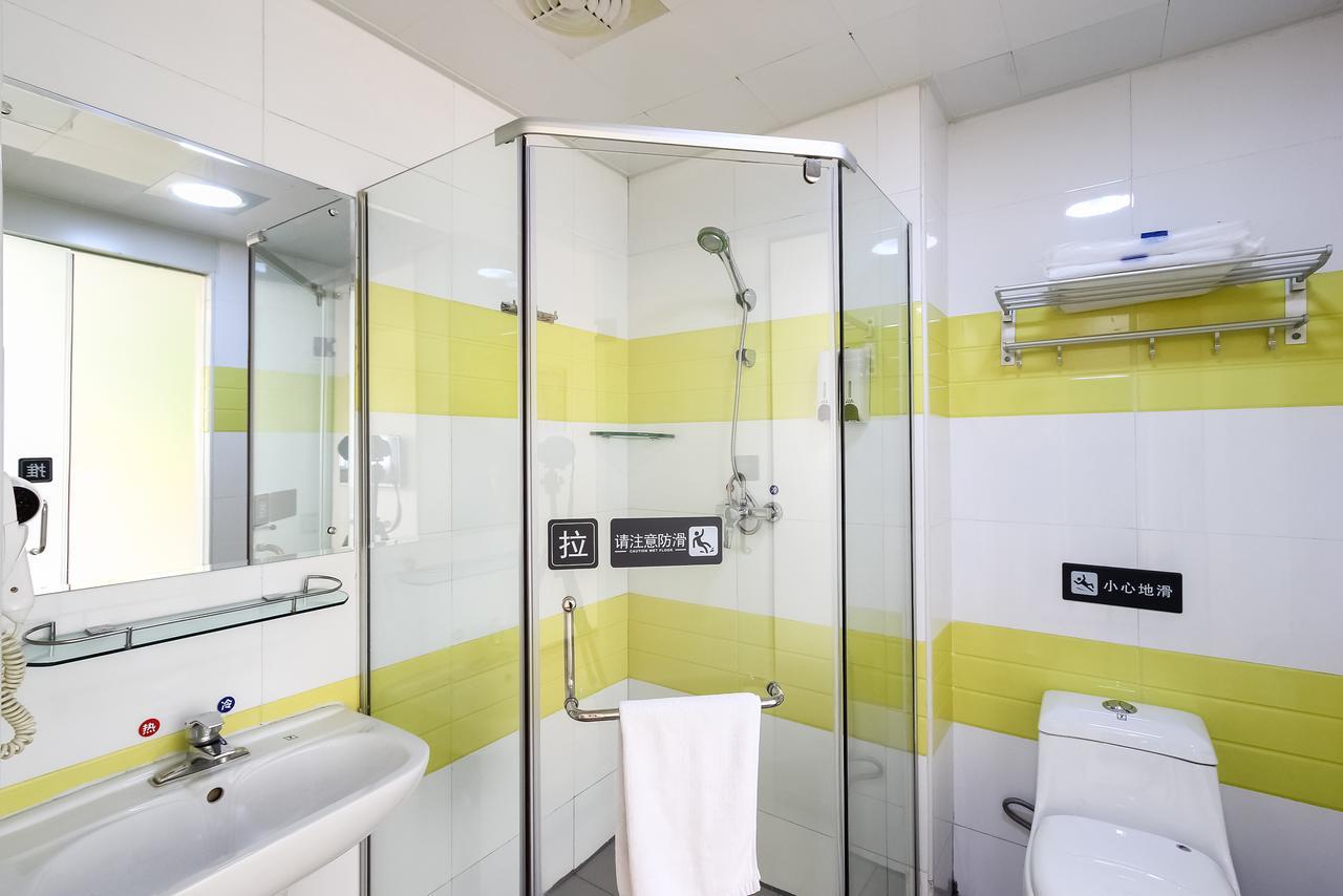 7Days Inn Guangzhou Southern Hospital Medical College Station Екстериор снимка