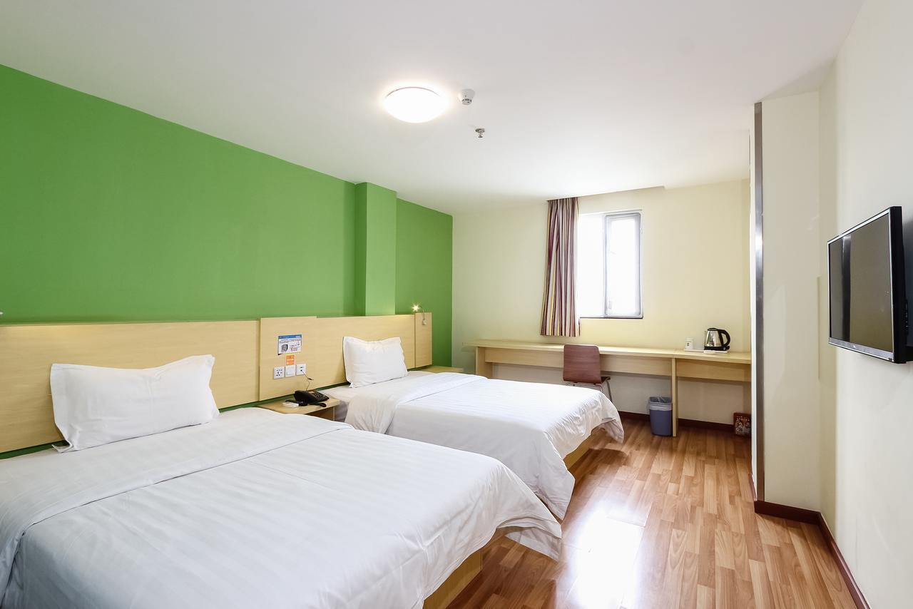 7Days Inn Guangzhou Southern Hospital Medical College Station Екстериор снимка